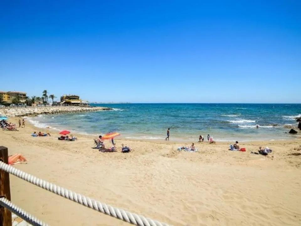 Apartment Deluxe Clara Sea Senses Торрев'єха Екстер'єр фото