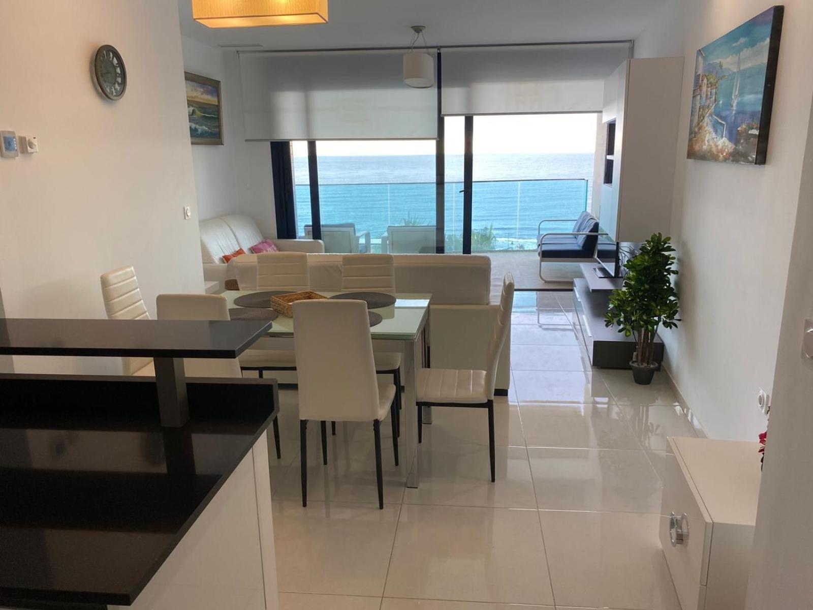 Apartment Deluxe Clara Sea Senses Торрев'єха Екстер'єр фото