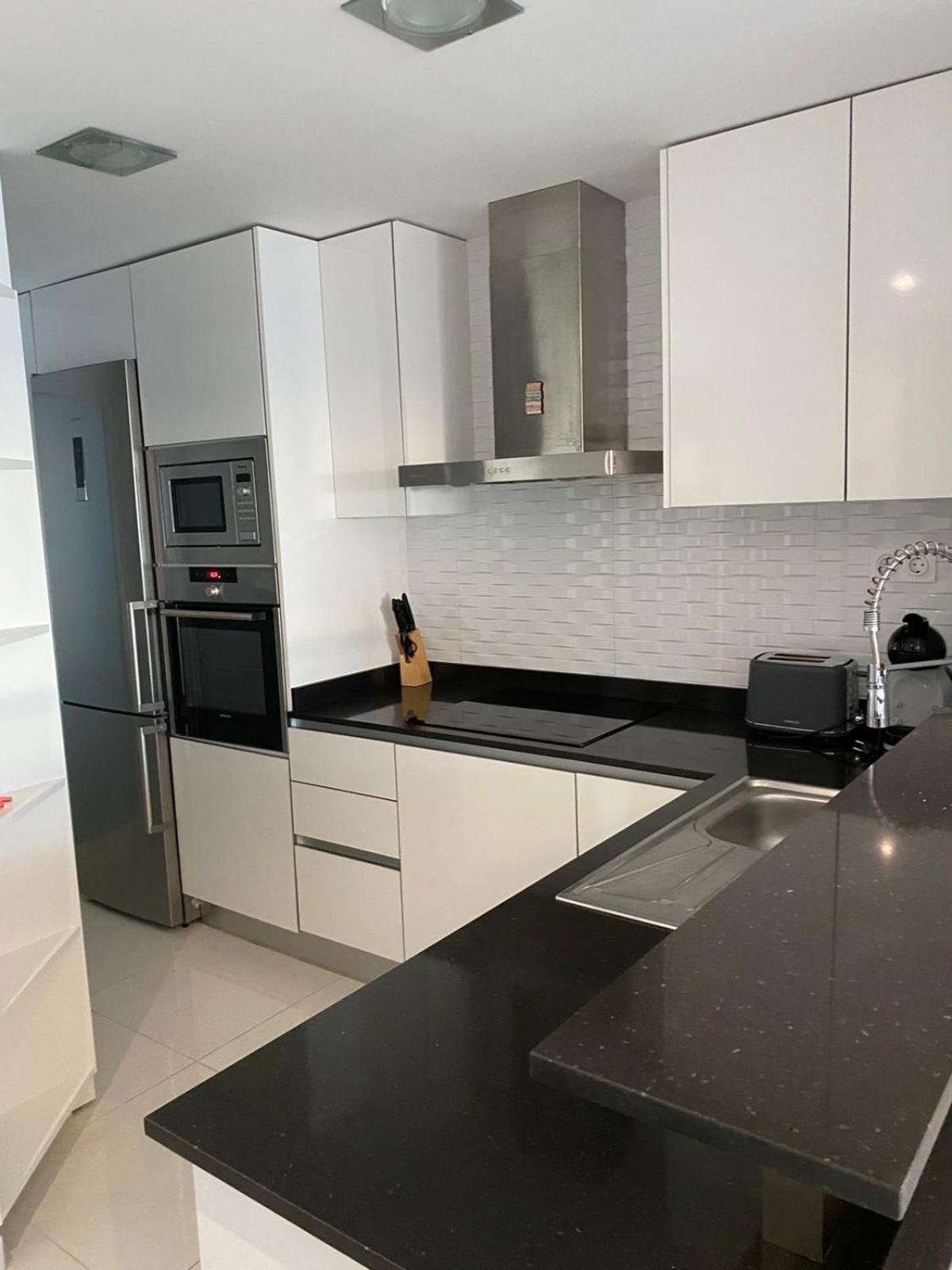 Apartment Deluxe Clara Sea Senses Торрев'єха Екстер'єр фото